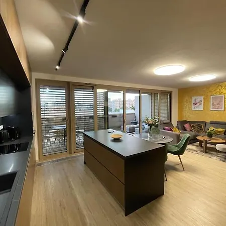 Urban 2 Bedroom Bratislava Exterior photo